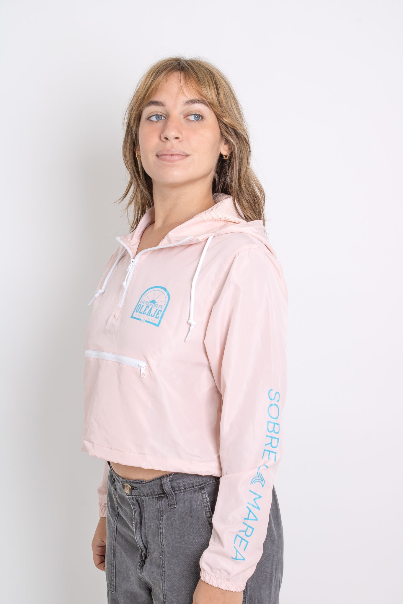 Sobre La Marea Crop Windbreaker Pink